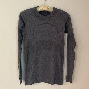 Lululemon long sleeve swiftly tech shirt